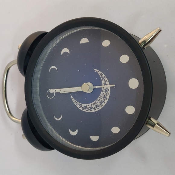 Moon Phase Alarm Clock - Picture 2 of 9